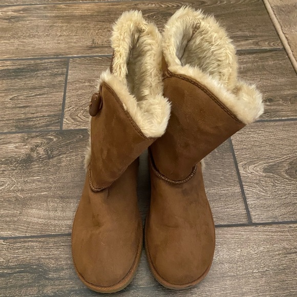 Ankle Boots - Picture 1 of 2